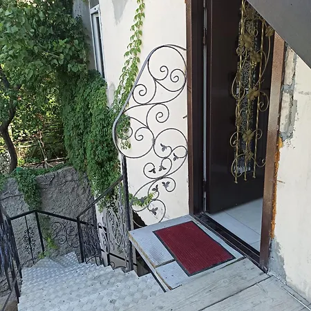 بيت ضيافة номер у моря, бассейн, сад, мангал 3*